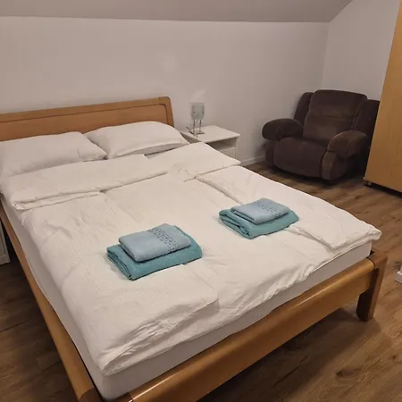 Apartament Orhidea *